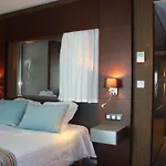 Alysson 4*