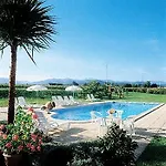 Alysson Hotell