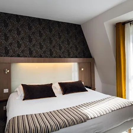 Hotel Alysson 4*