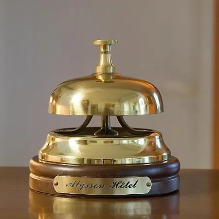 Hotel Alysson 4*
