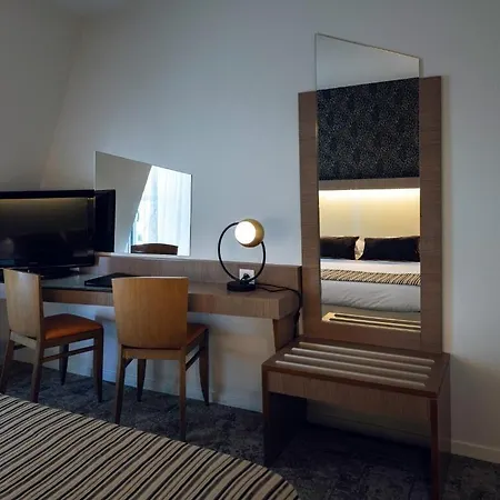 Szálloda Alysson Oloron-Sainte-Marie