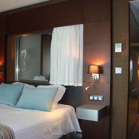 Alysson Hotel