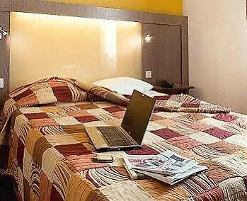 Alysson Hotel